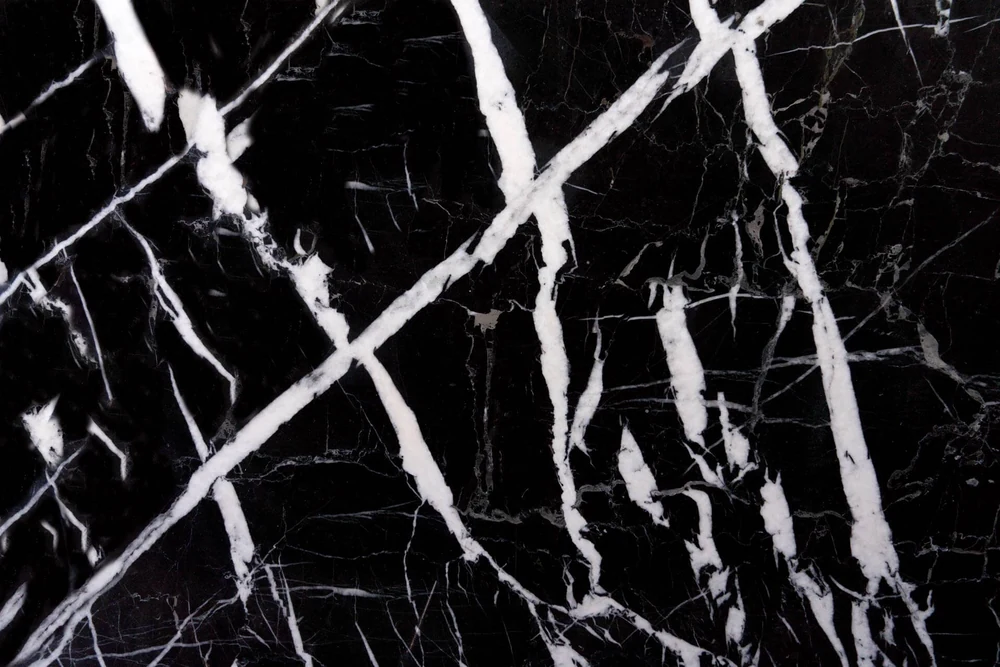 Fotografía real de Negro Marquina