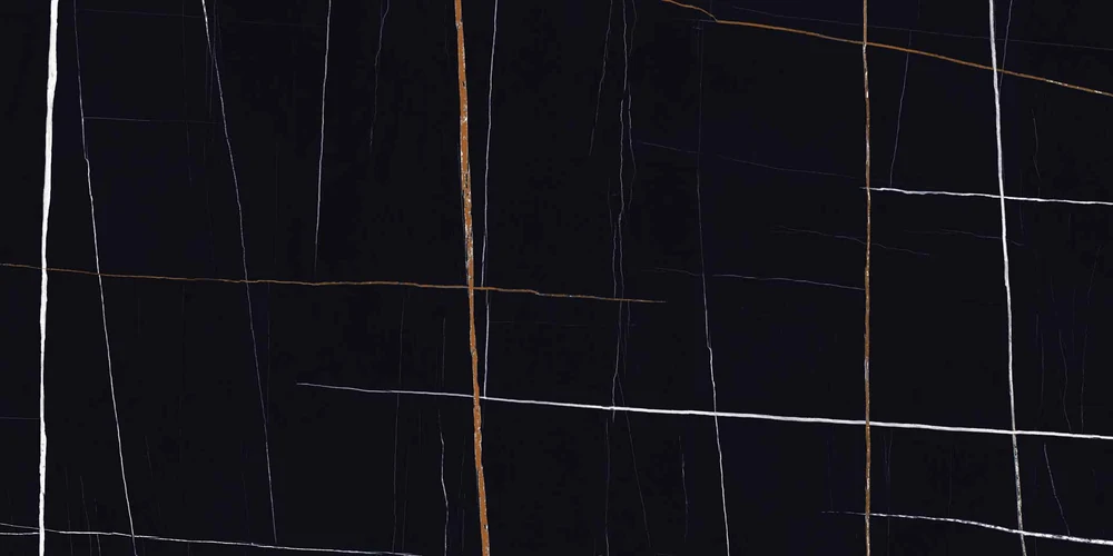 Fotografía real de Sahara Noir